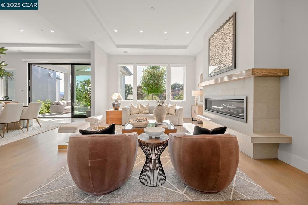 BURTON VALLEY - Residential