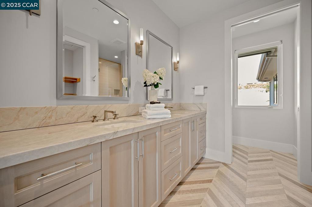 BURTON VALLEY - Residential