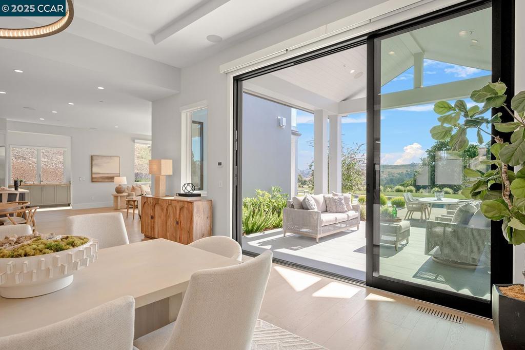 BURTON VALLEY - Residential