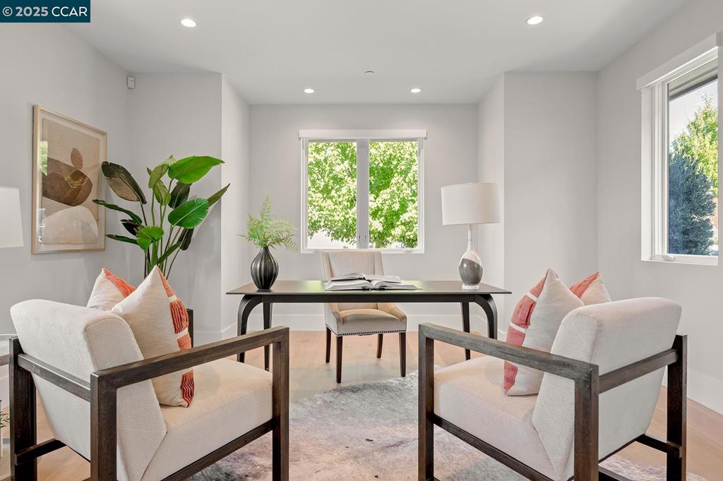 BURTON VALLEY - Residential