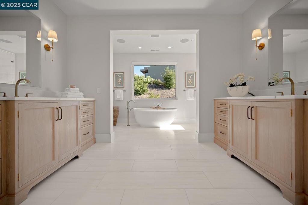 BURTON VALLEY - Residential