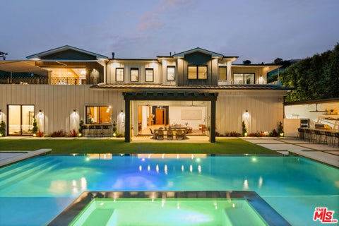 Tiny photo for 15321 Kingswood Lane, Sherman Oaks, CA 91403 (MLS # 26861983)