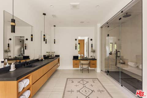 Tiny photo for 15321 Kingswood Lane, Sherman Oaks, CA 91403 (MLS # 26861983)