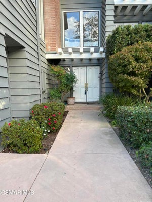 1423 N VIEW DR, WESTLAKE VILLAGE, CA 91362 - Image e5d7e4ecee992b9b7cc9ed484592b894/1792799