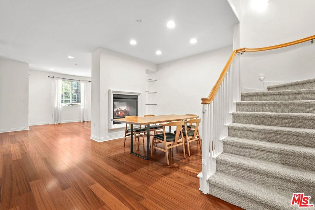 Beautifully maintained 2BD + Den / 2.5BA townhome-style condo in Playa Vista's sought-after Paraiso building. The open main level features a bright living/dining area, well-appointed kitchen with stainless steel appliances, and French doors leading to a large private patio for seamless indoor-outdoor living. Upstairs, the primary suite offers a spa-like bath and walk-in closet, while the second bedroom has access to its own full bathroom. Prime location near Runway shops, dining, and parks, with quick access to LAX, the beach, and Silicon Beach tech corridor. As a Mello Roos community, Playa Vista residents enjoy unparalleled amenities including the Centerpointe Club, The Resort fitness center, sparkling pools, 29 parks, and resident-only shuttles all designed to enhance everyday living.