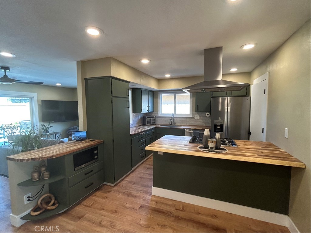 1308 Balboa