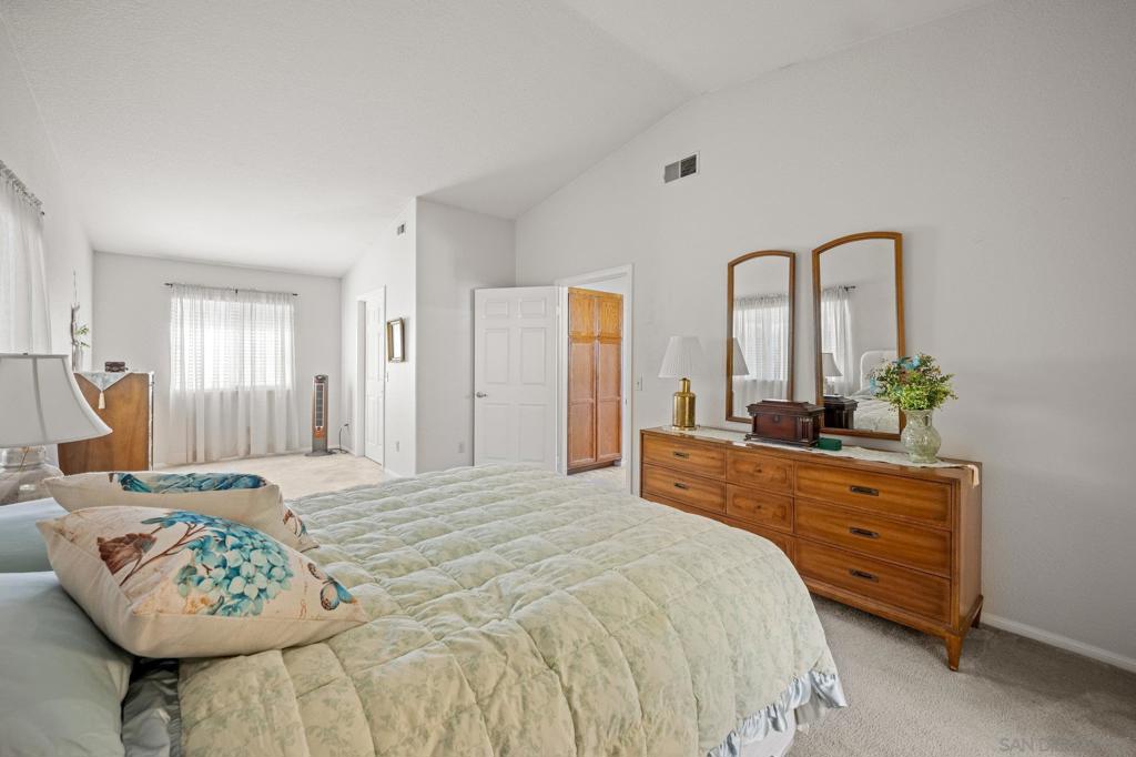 La Mesa - Residential