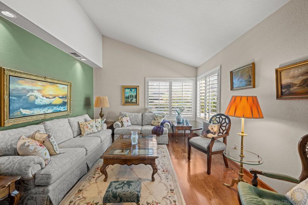 La Mesa - Residential