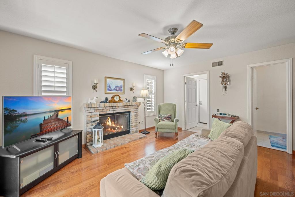 La Mesa - Residential