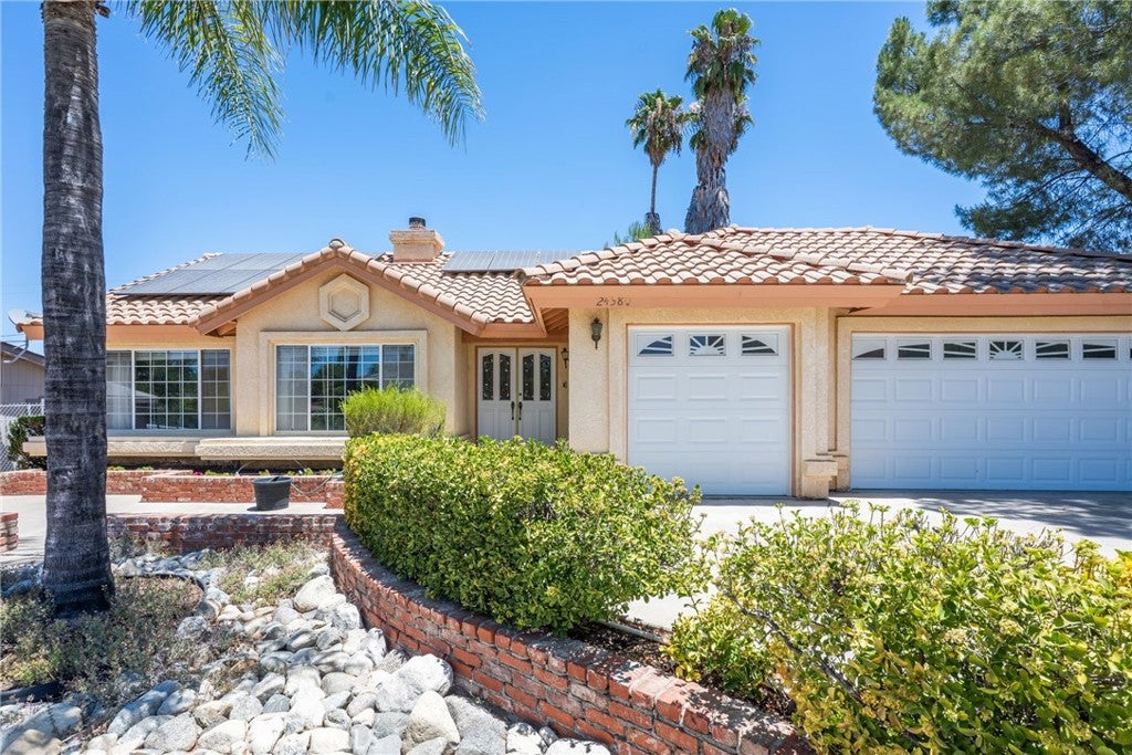 24380 Paseo Arroyo