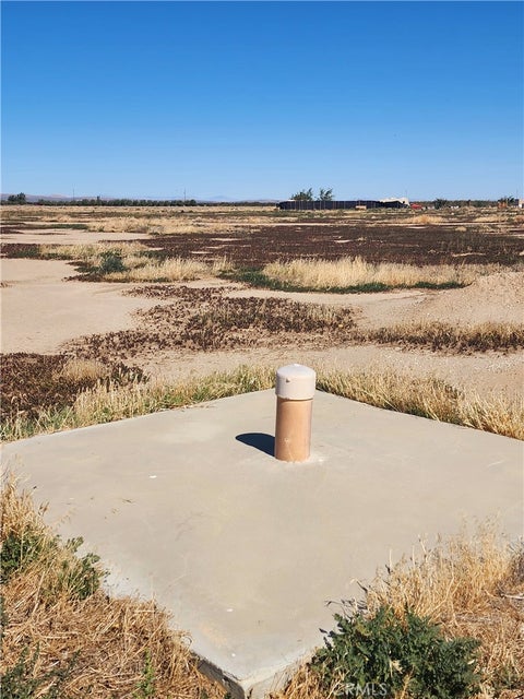 Photo of 0 Ave D-12 & 91st Ste, Lancaster, CA 93535 (MLS # SR26170600)