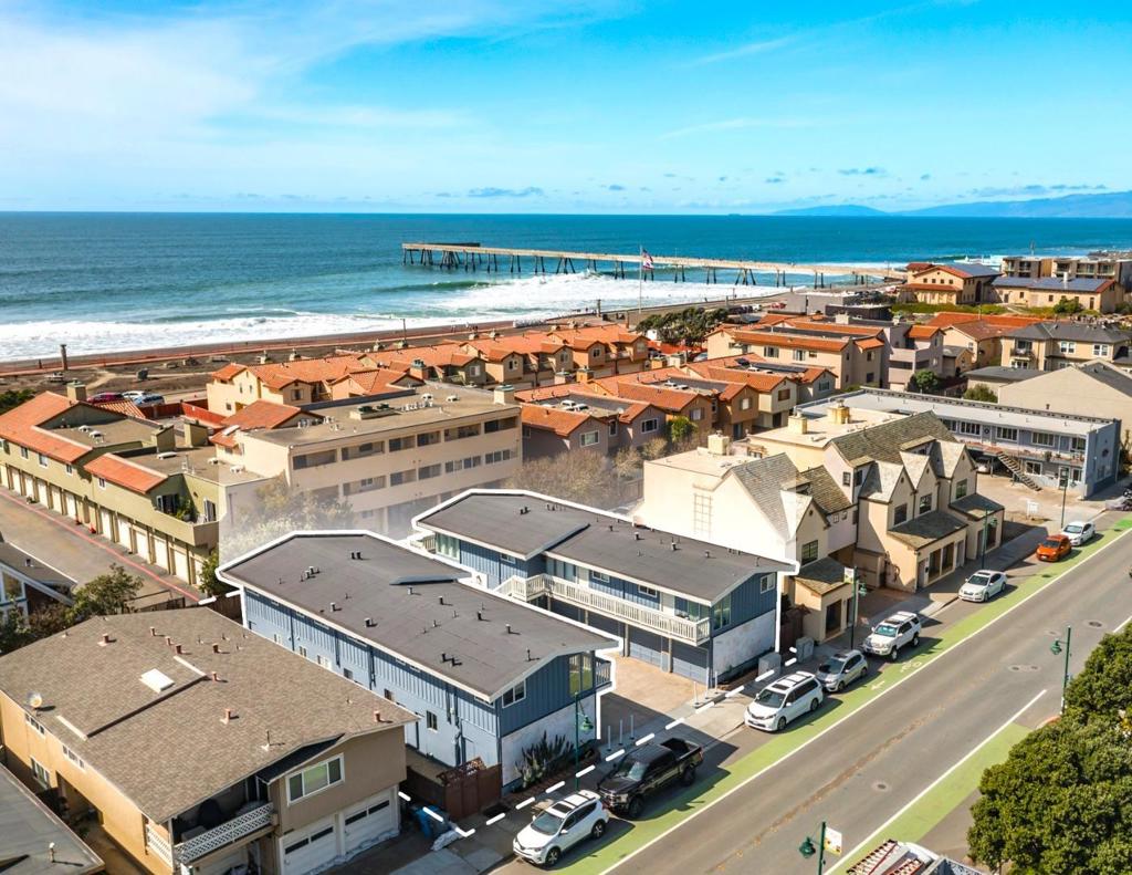 2408 - 2412 Palmetto is an eight unit apartment community situated in the picturesque coastal city of Pacifica, California, within San Mateo County. Known for its stunning ocean views, hiking trails, and six mile coastline with public accessible beaches. Pacifica is a favored destination for surfing, beachcombing, and various outdoor activities. The address is located in a residential neighborhood where residents benefit from proximity to local amenities.