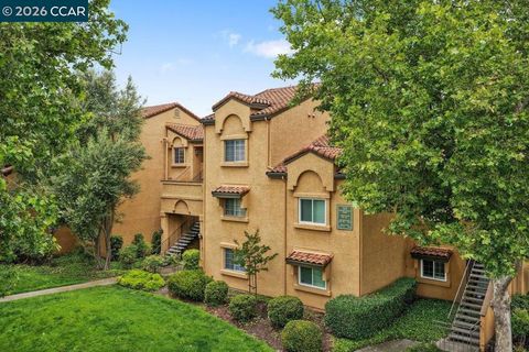Photo of 765 Watson Canyon Ct #337, San Ramon, CA 94582 (MLS # 41131755)