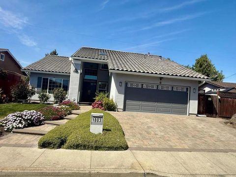 Photo of 1803 Marabu Way, Fremont, CA 94539 (MLS # ML82048378)