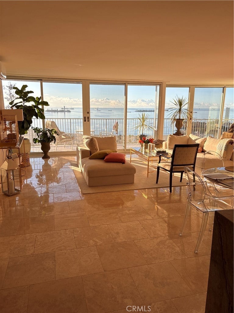 700 E Ocean 2205