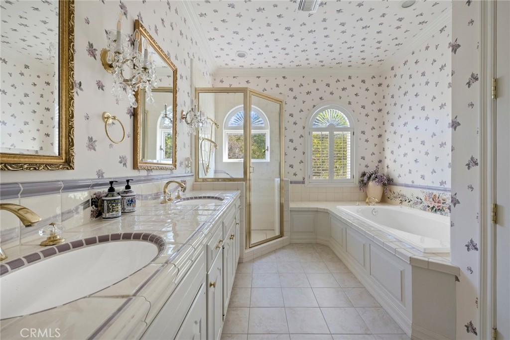 Arrowhead Woods (AWHW) - Residential