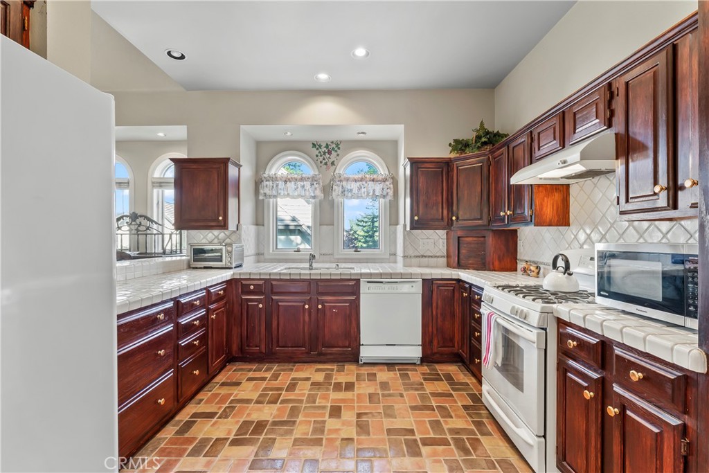 Arrowhead Woods (AWHW) - Residential