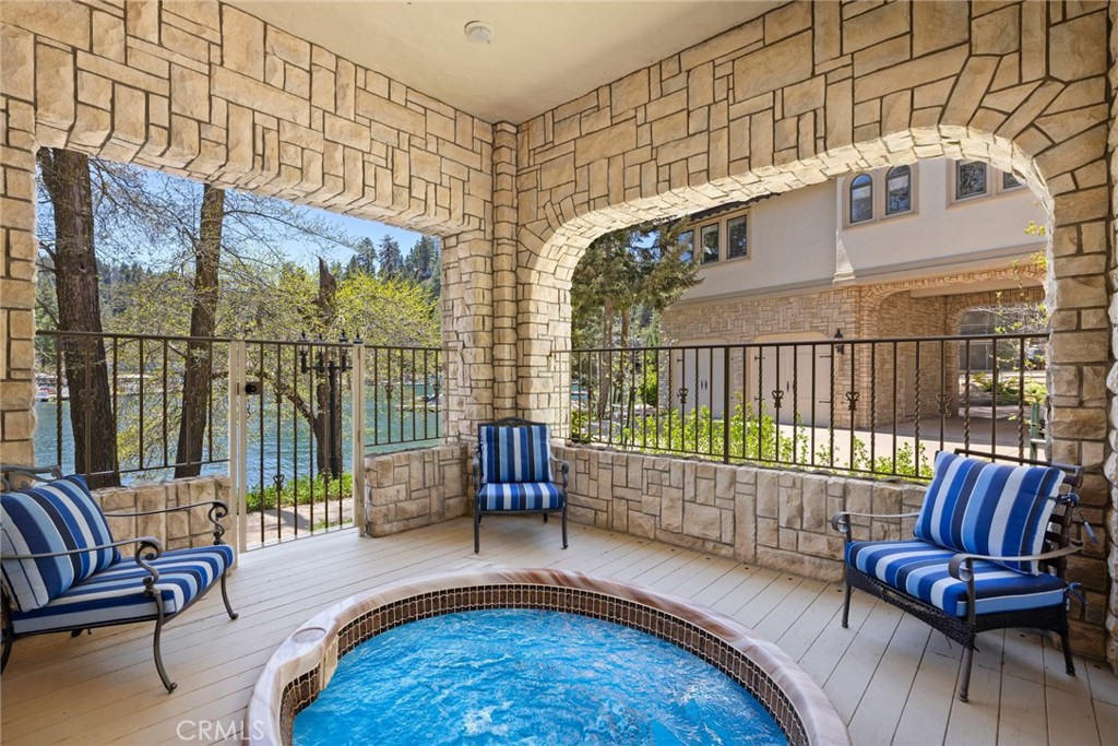 Arrowhead Woods (AWHW) - Residential