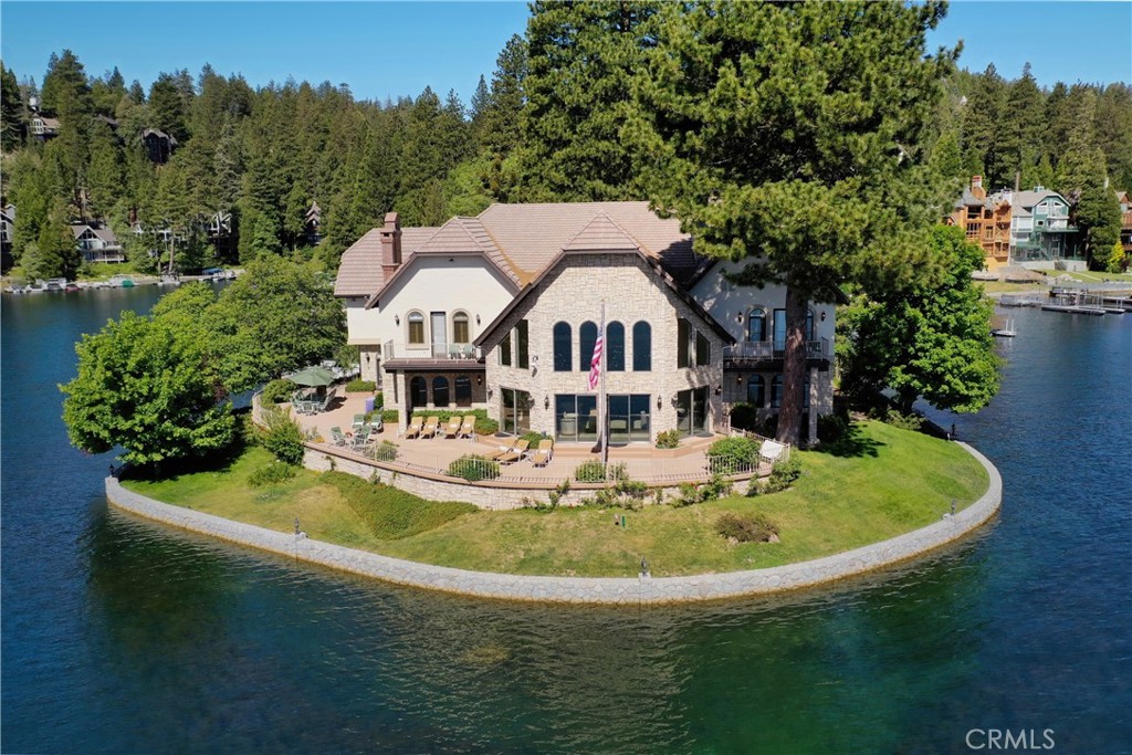 177 Shorewood Drive