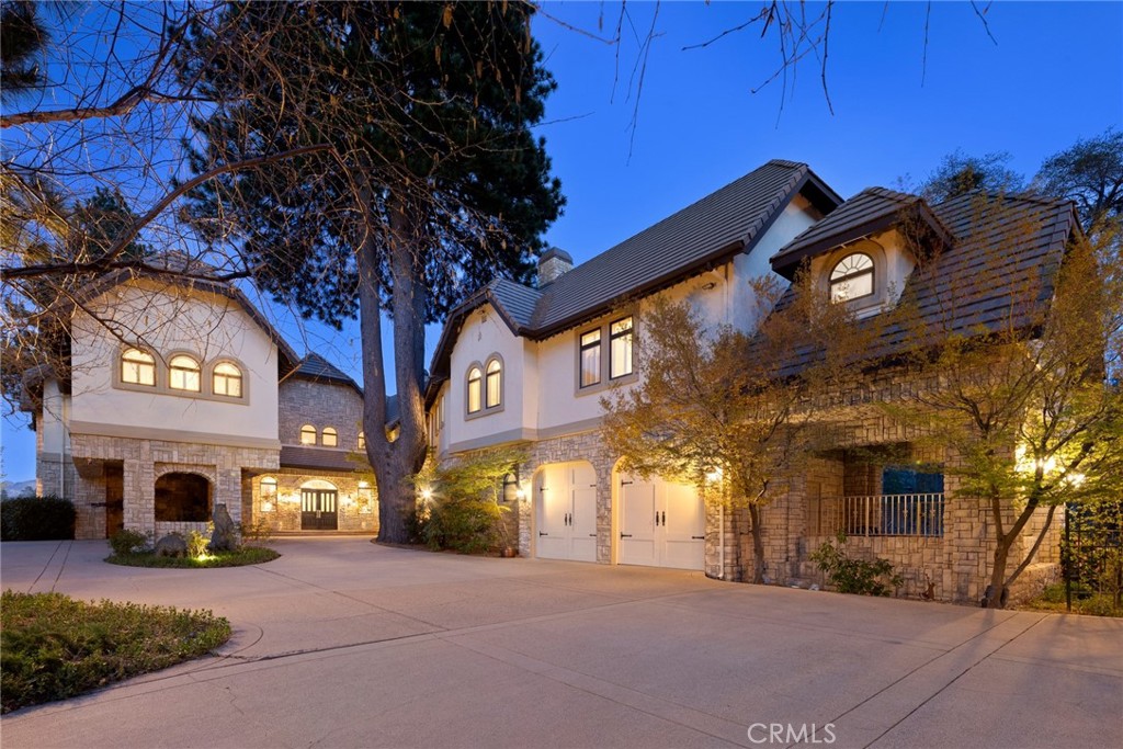 177 Shorewood Drive