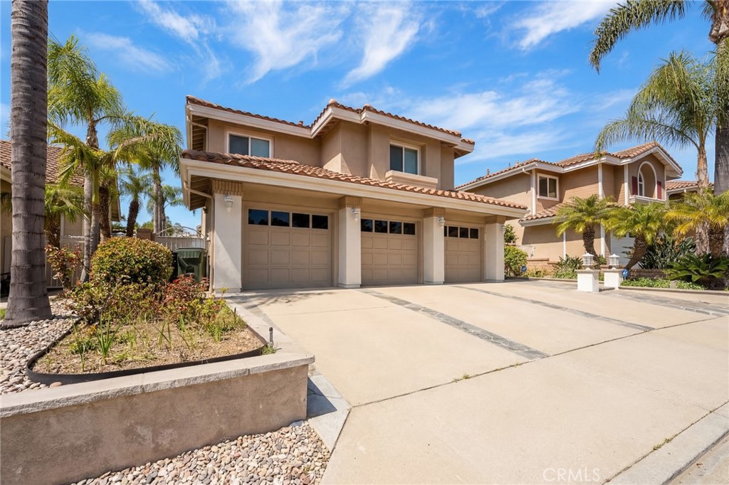518 S Laureltree