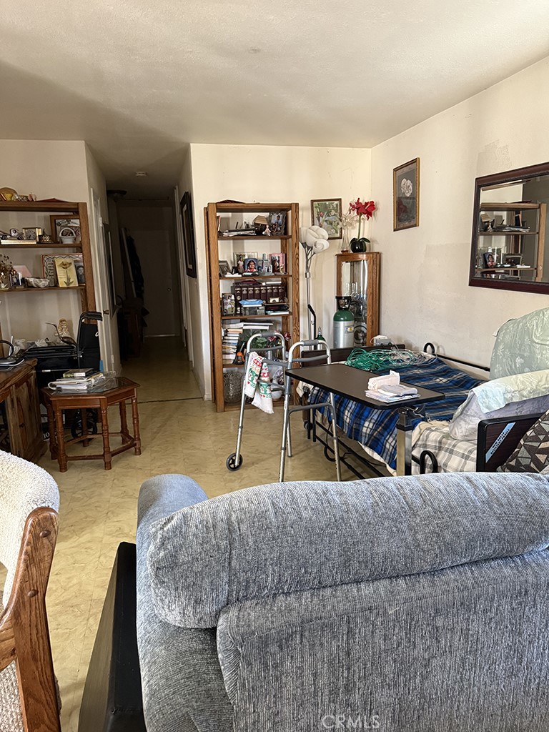 1481 Forest Glen Drive 213