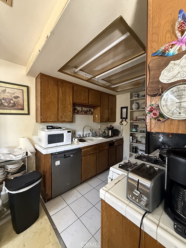 1481 Forest Glen Drive 213