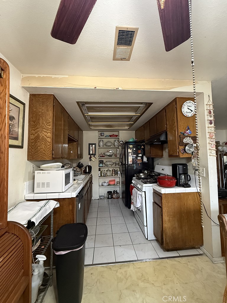 1481 Forest Glen Drive 213