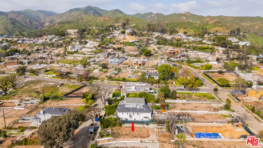 1142 Hartzell Street