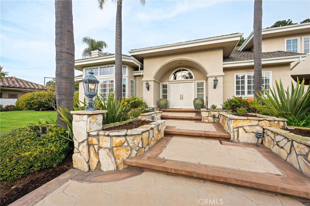 4 Huntington Court