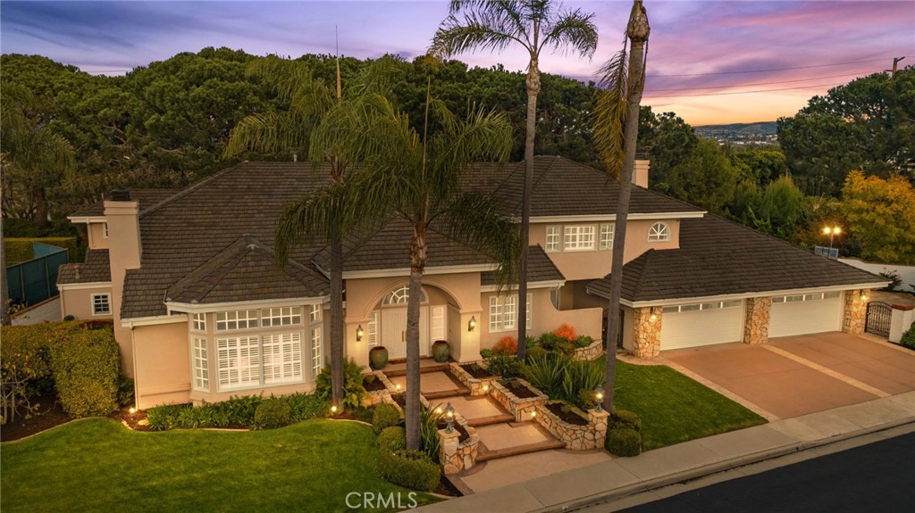 4 Huntington Court
