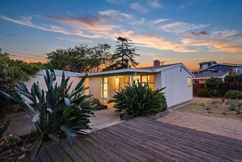 Property photo of 2689 Cowley Way, San Diego, CA 92110