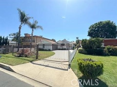Photo of 14722 Addison St, Sherman Oaks, CA 91403 (MLS # SR26152350)
