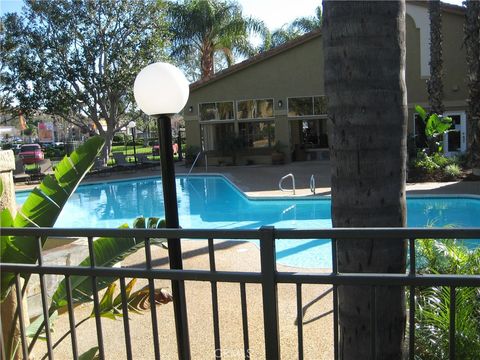 2085 Highpointe Corona CA 92879