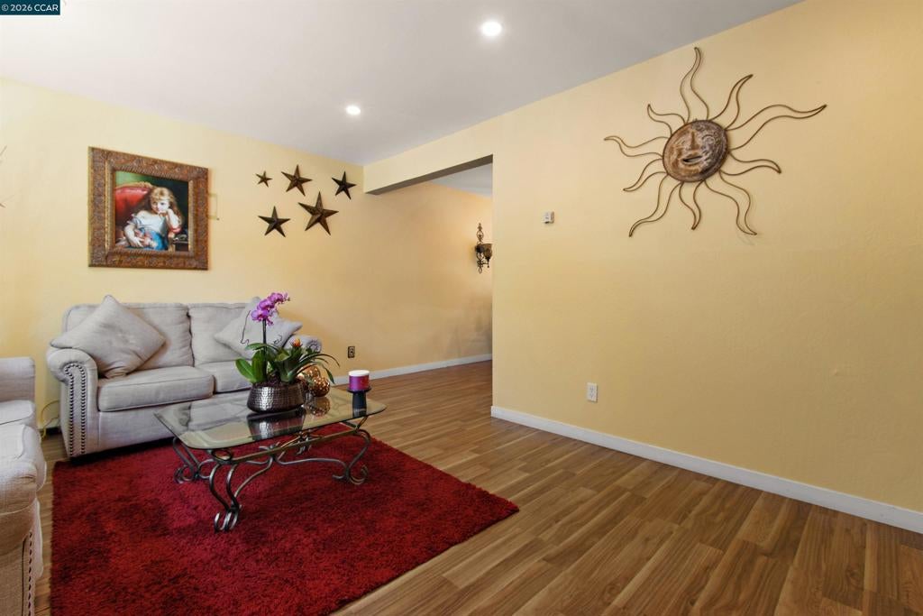 234 Park Ln LN, Richmond CA 94803