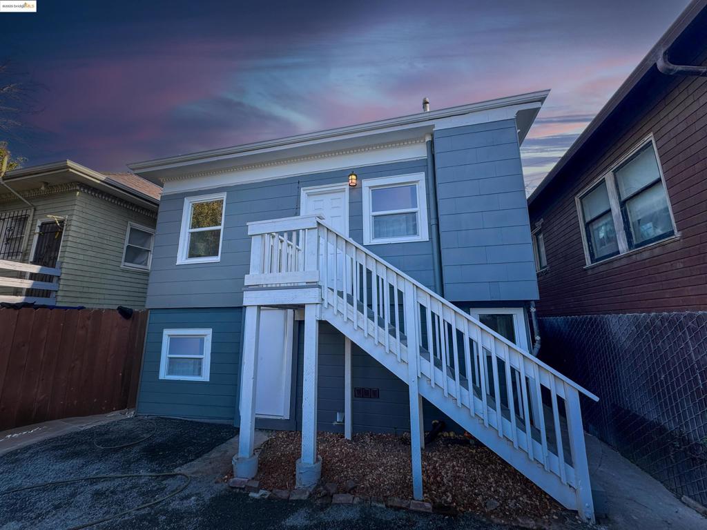 WEST OAKLAND - Residential