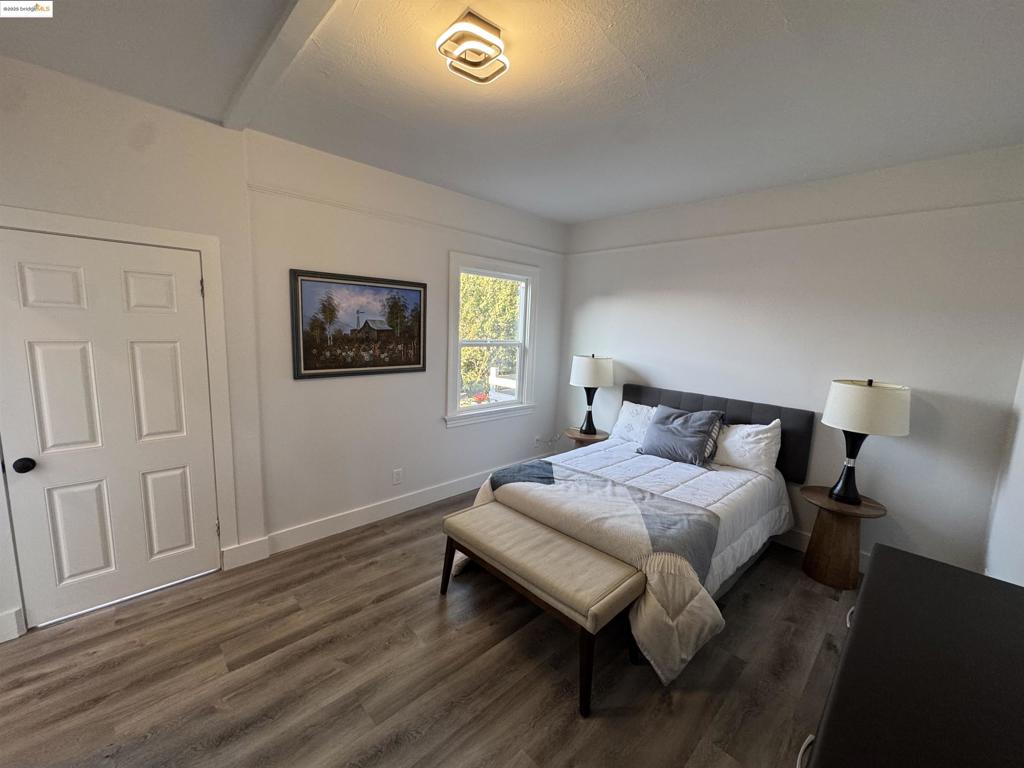 WEST OAKLAND - Residential