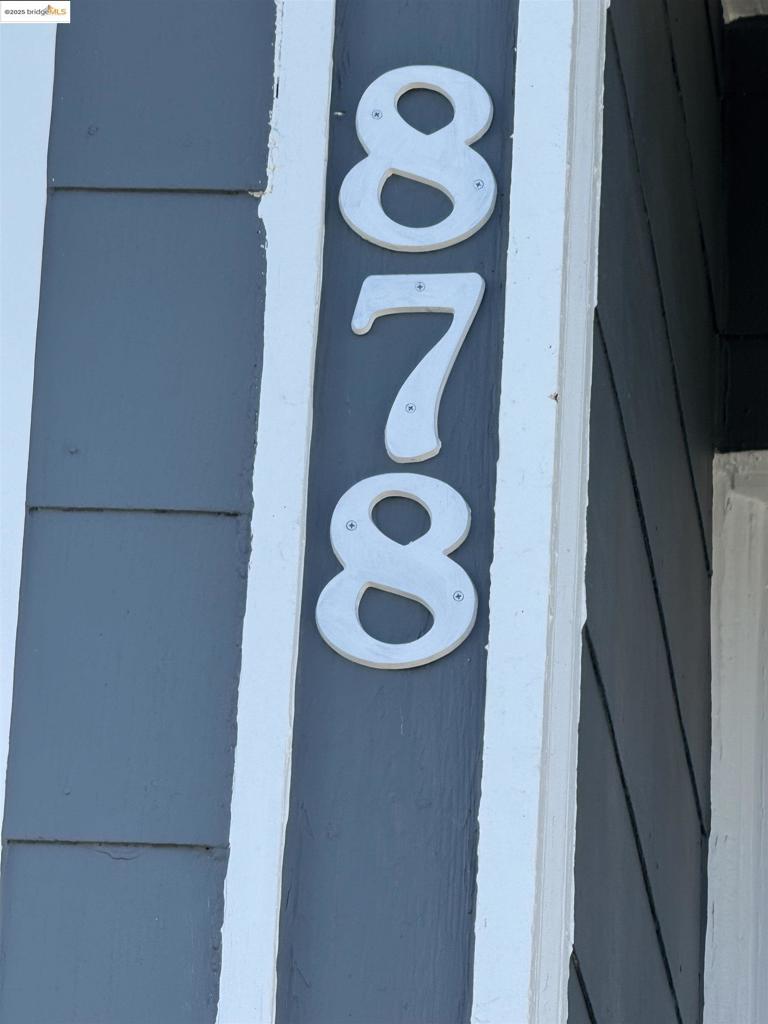 WEST OAKLAND - Residential