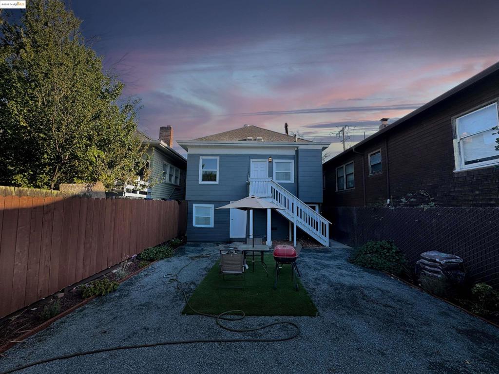 WEST OAKLAND - Residential
