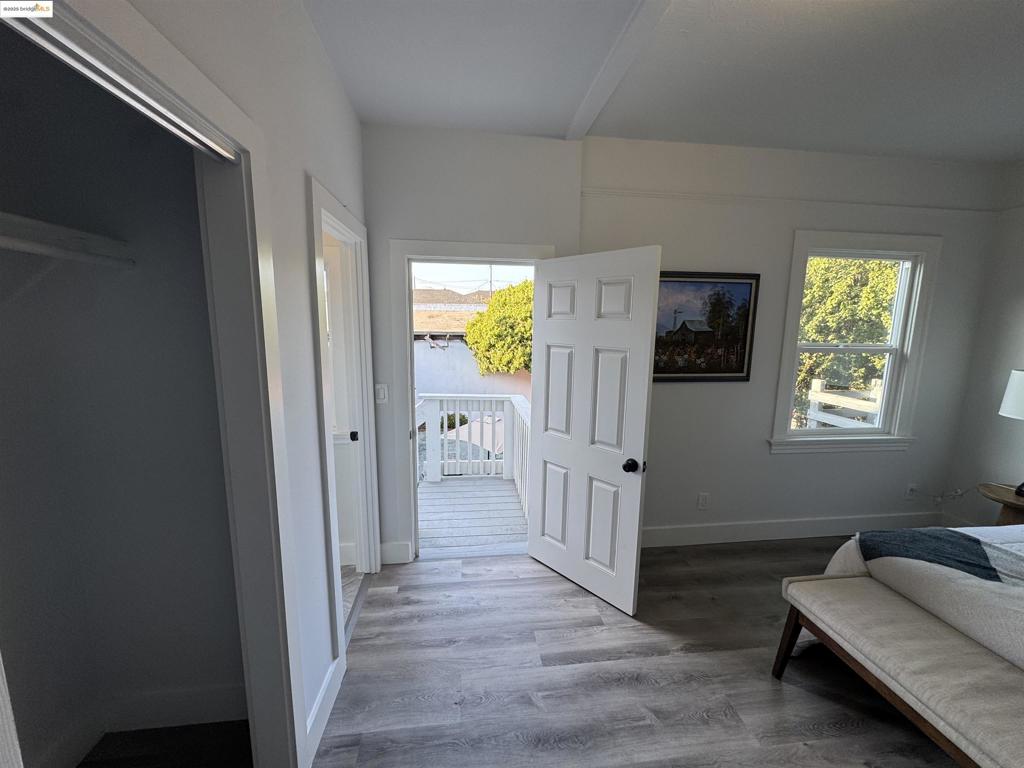 WEST OAKLAND - Residential