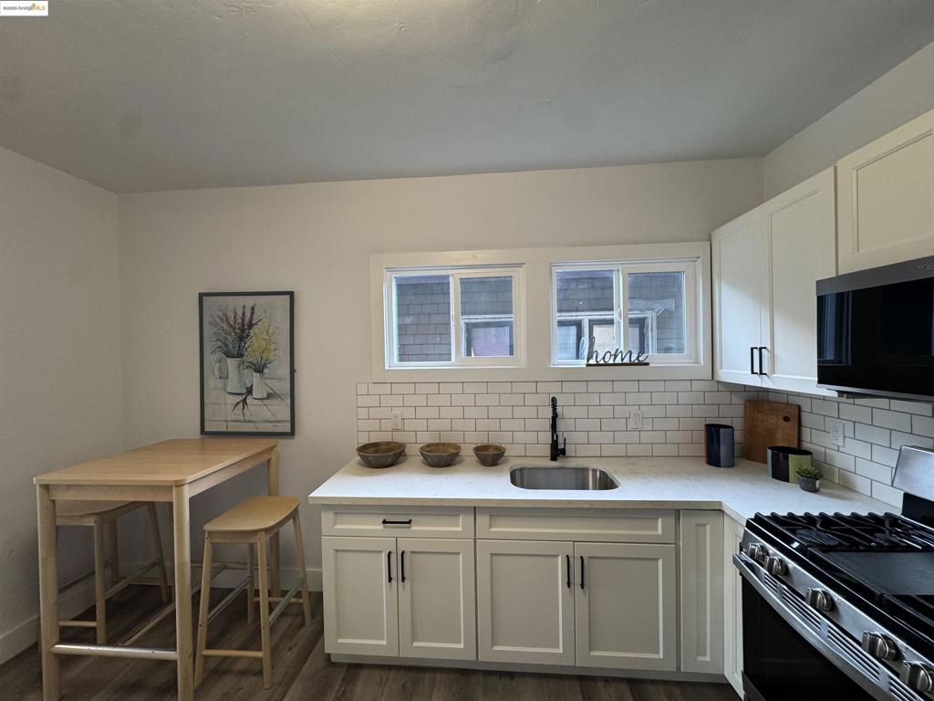 WEST OAKLAND - Residential