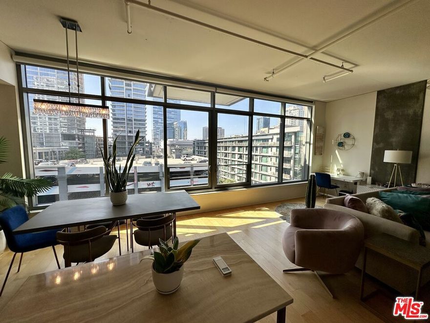 Fully Furnished Spacious unit at Luma South with West facing floor-to-ceiling windows. Modern kitchen, large closet, and designer bath. Situated in a full-service luxury leed certified building and featuring 24 hr doorman & security, gym, pool/spa/sun deck with outdoor BBQ, fireplace, and lounge. Central location close to Metro and Within distance to LA Live, Tons of restaurants, and Whole Foods. One assigned parking space included.