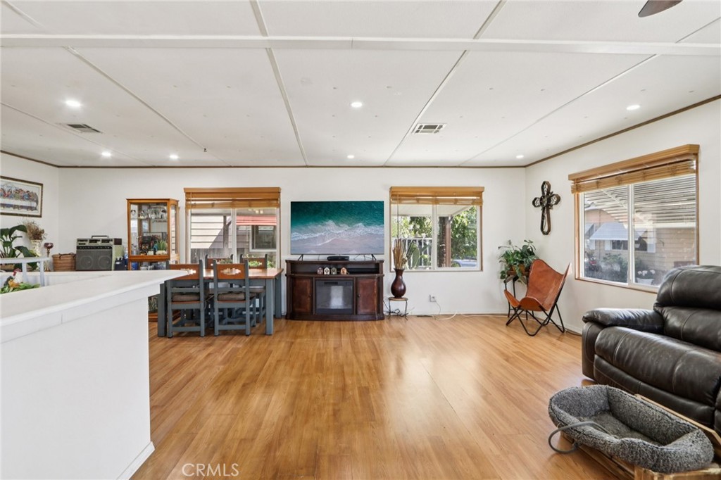 16079 Yarnell Street C27