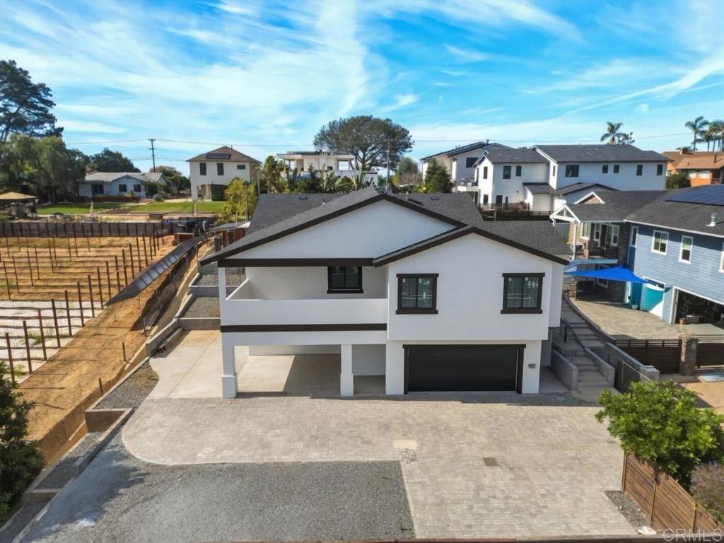 3780 82 Highland Dr.
