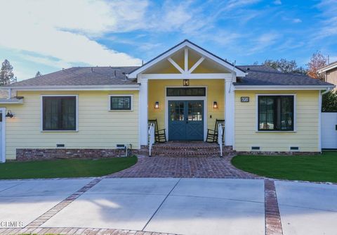 Photo of 4703 Oakwood Avenue, La Canada Flintridge, CA 91011 (MLS # P1-26557)