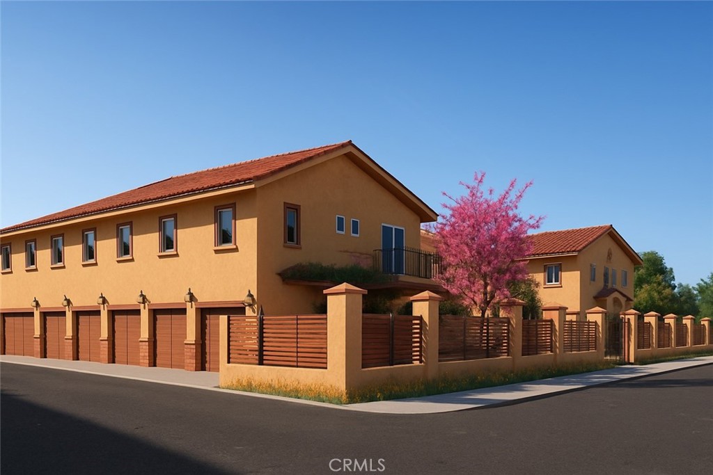 1324 -1340 E Kingsley Avenue