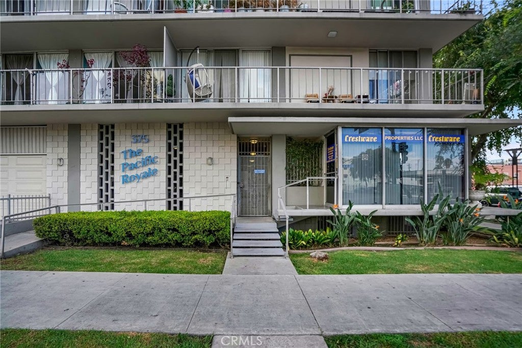 Photo of 375 Atlantic Avenue #607, Long Beach, CA 90802 (MLS # PW26196141)