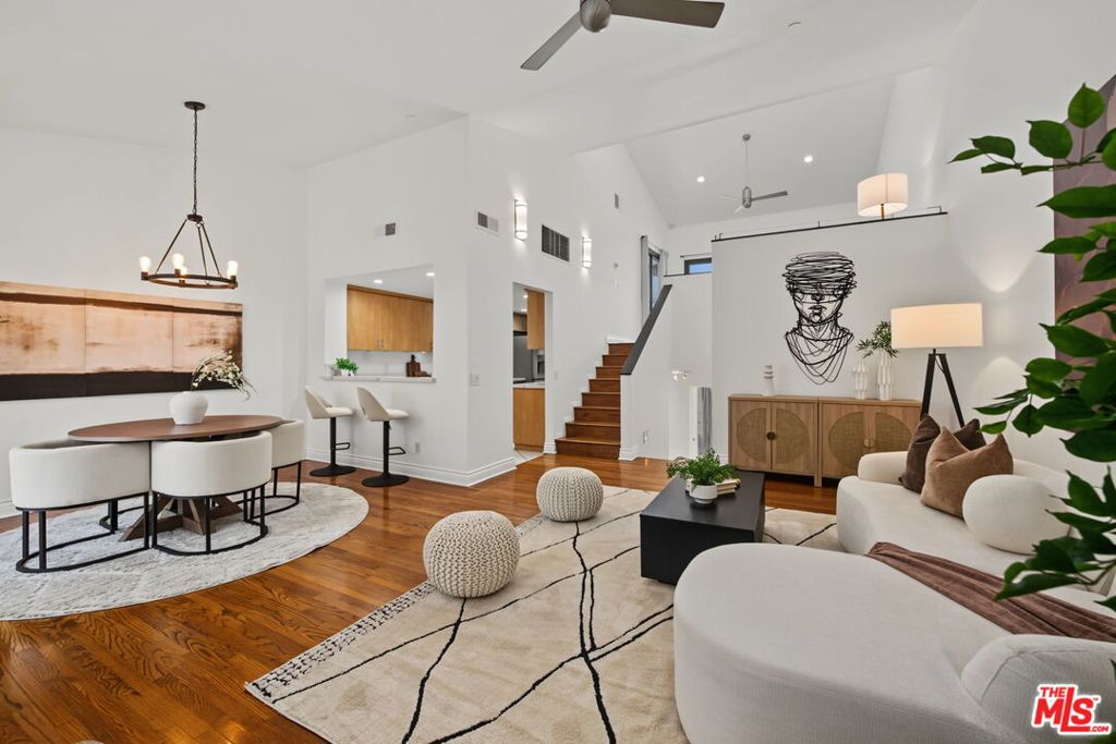 Photo of 1222 N Kings Road #8, West Hollywood, CA 90069 (MLS # 26843699)