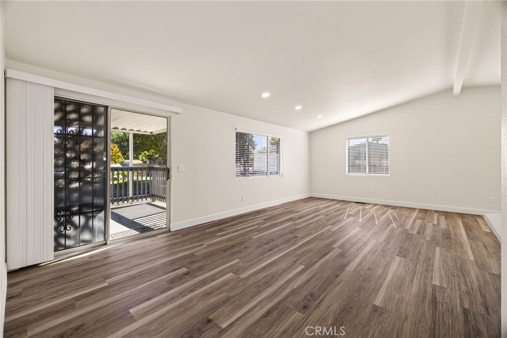701 E Lassen Avenue 56