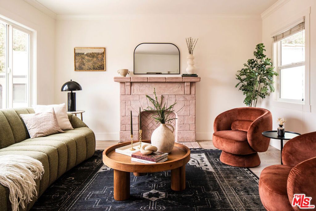 Photo of 2354 Landa Street, Los Angeles, CA 90039 (MLS # 26694317)
